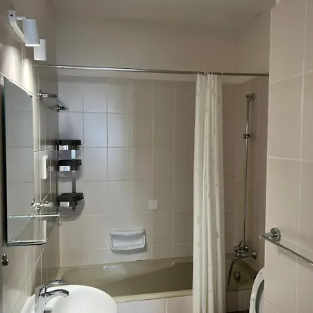 Bay Escape Protarász