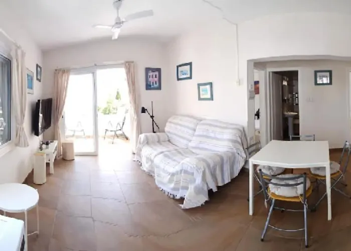 Bay Escape 프로타라스